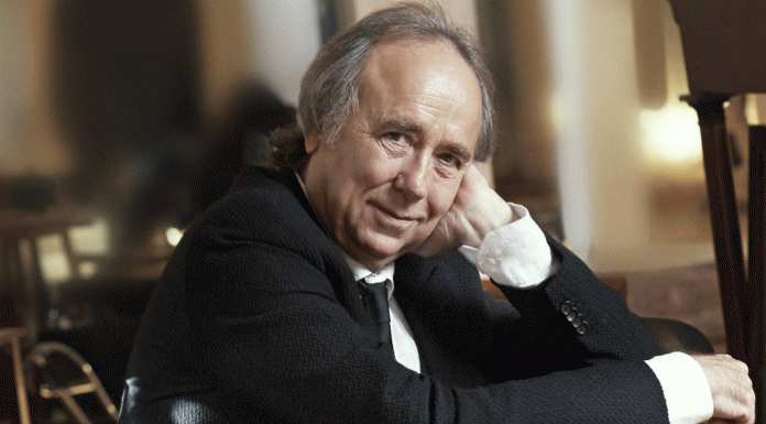 70 frases de Joan Manuel Serrat | La esencia de un cantautor 30 frases de Joan Manuel Serrat que no te puedes perder