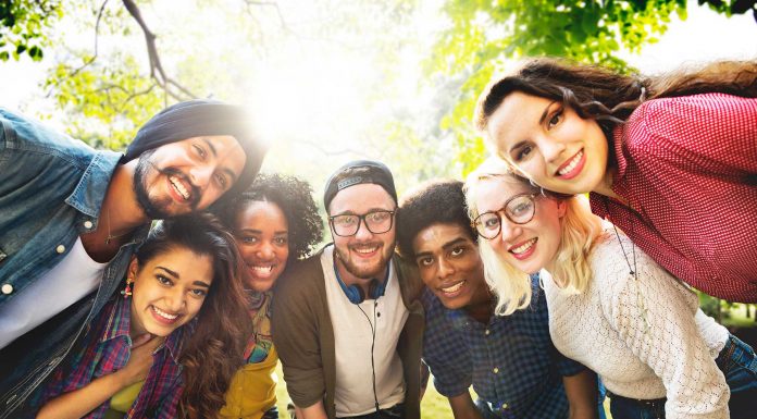 100 Frases de amistad para regalarle a un amigo Frases de amistad para regalarle a un amigo