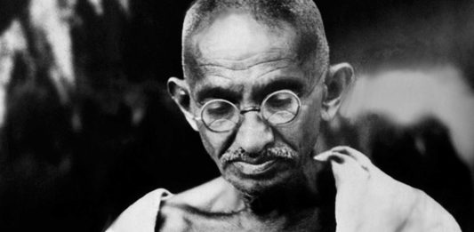150 Frases de Mahatma Gandhi | Admirado líder espiritual Frases de Mahatma Gandhi