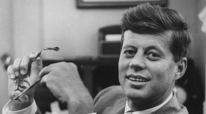 130 Frases de John F. Kennedy | El presidente que hizo soñar a EEUU Frases de John F. Kennedy