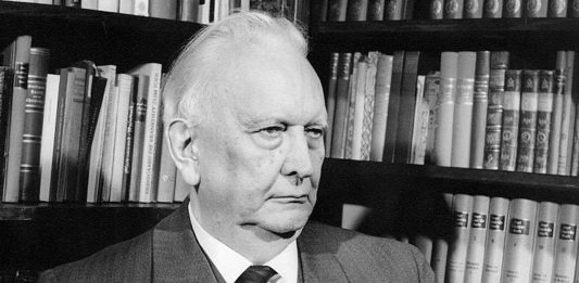 50 Frases de Karl Jaspers: teología contemporánea Frases de Karl Jaspers