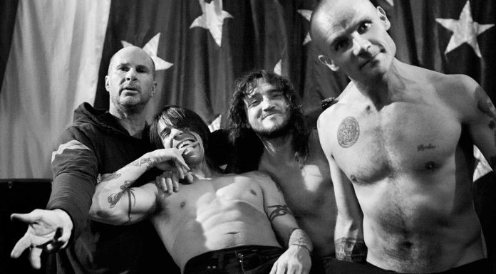 30 Frases de Red Hot Chili Peppers | El máximo Rock californiano Frases de Red Hot Chili Peppers