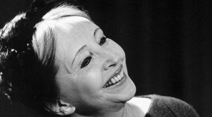 130 Frases de Anaïs Nin | La escritora de la sensualidad Frases de Anaïs Nin