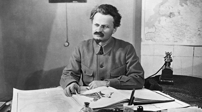 110 Frases de Trotsky | Ideólogo de la revolución permanente. Frases de Trotsky