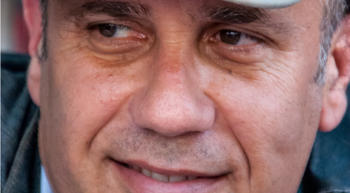 80 Frases de Federico Moccia | El escritor de novelas románticas Frases de Federico Moccia