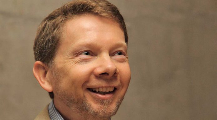 90 Frases de Eckhart Tolle | Espiritualidad aquí y ahora frases de eckhart tolle