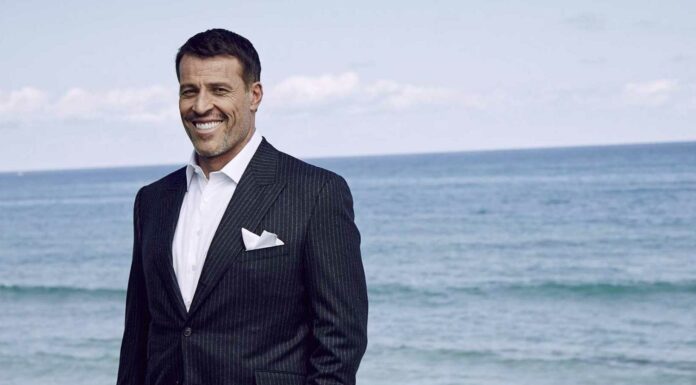 10 Frases de Tony Robbins | Un fenomenal motivador personal Frases-de-Tony-Robbins