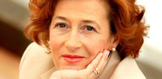 10 Libros de Julia Navarro | Entre el periodismo y la ficción Libros de Julia Navarro