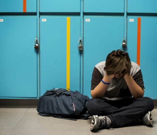 150 Frases de Discriminación | Una barrera para la solidaridad frases de discriminación