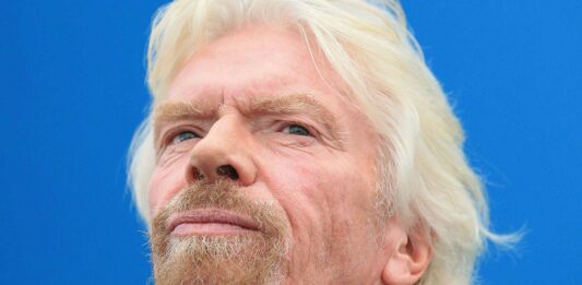 90 Frases de Richard Branson | El magnate querido por la pantalla frases de Richard Branson