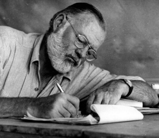 10 Libros de Hemingway | El genio escritor eterno incomprendido Libros de Hemingway