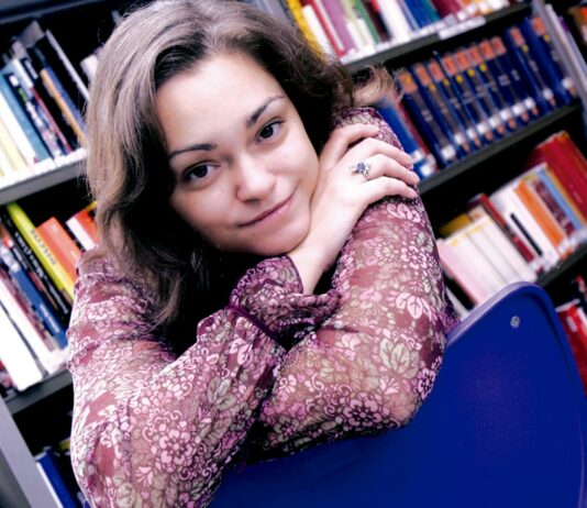 10 Libros de Laura Gallego | La imaginación al servicio de la literatura juvenil Libros de Laura Gallego