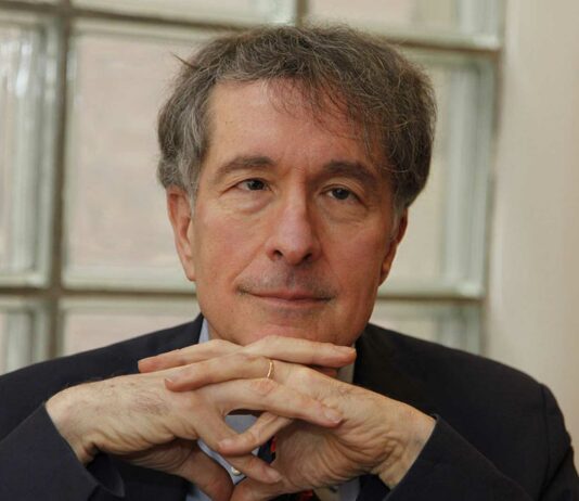 60 Frases de Howard Gardner | Somos una mezcla de inteligencias Frases de Howard Gardner