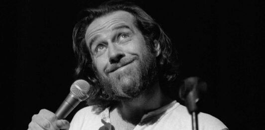 170 Frases de George Carlin | Un afilado comediante de contracultura frases de George Carlin