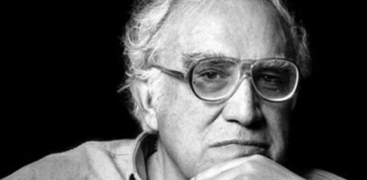 60 Frases de Carlos Monsiváis | Un periodismo sarcástico y arduo Frases de Carlos Monsiváis