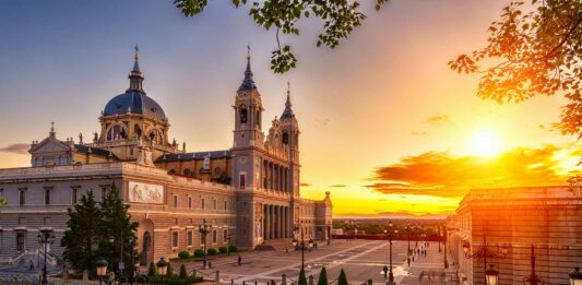 50 Frases de Madrid | Una capital que rezuma grandeza Frases de Madrid | Una capital que rezuma grandeza