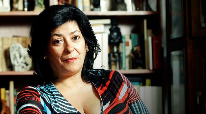 90 Frases de Almudena Grandes | Entre la historia y las mujeres almudena grandes frases