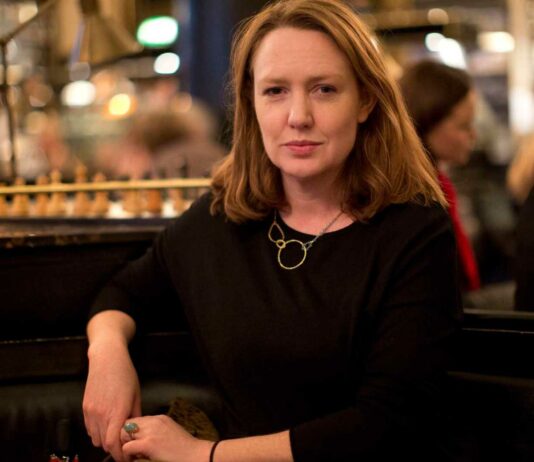 5 Libros de Paula Hawkins | Más allá de Amy Silver paula hawkins libros