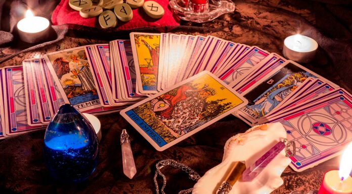 11 Libros de Tarot | Los más recomendados para estudiarlo libros de tarot