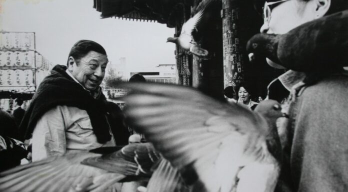 30 Frases de Atahualpa Yupanqui | El gigante del folklore argentino Frases de Atahualpa Yupanqui, El gigante del folklore argentino