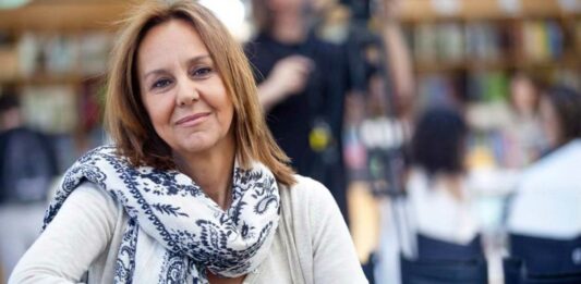 Todos los Libros de María Dueñas | La historia como motor maría dueñas libros