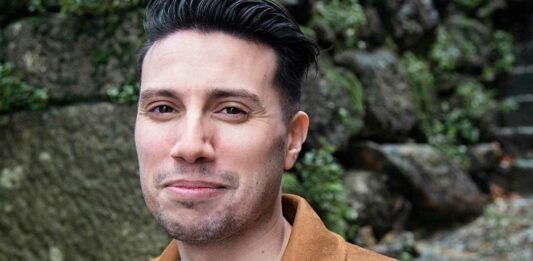 20+ Frases de Defreds | El escritor que dio sus primeros pasos en Twitter frases de defreds