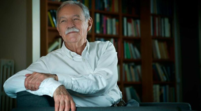 12 Frases de Eduardo Mendoza | Premio Planeta 2010 frases de Eduardo Mendoza