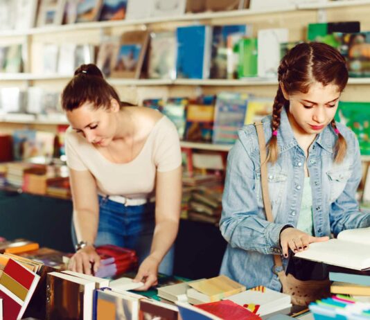 7 Libros de Ensayo | El género literario que explora, analiza e interpreta libros de ensayo