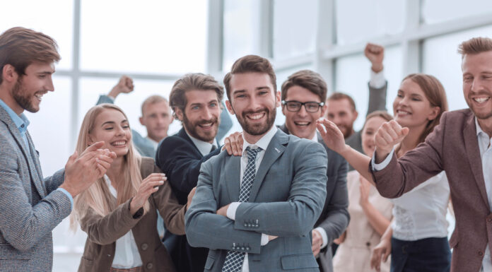 Frases sobre poder y liderazgo: la batalla interminable lider o jefe