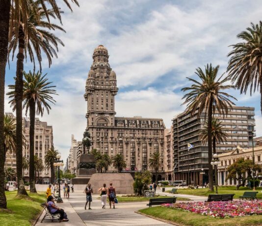 15 Frases sobre Uruguay | Un país pequeño pero poderoso frases sobre Uruguay