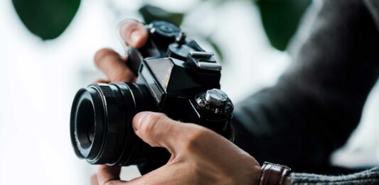 16 Frases de fotógrafos famosos | Mirando el mundo desde el lente frases de fotógrafos famosos Frases de la Vida