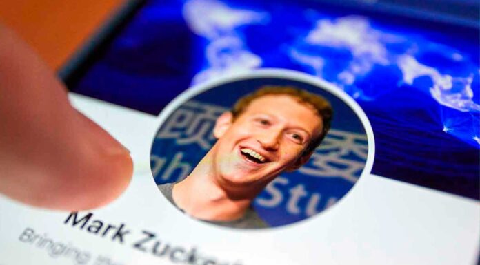 25 Frases de Mark Zuckerberg | El emprendedor de Facebook Frases de Mark Zuckerberg Frases de la Vida