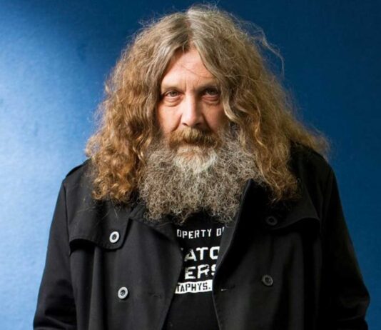 25 Frases de Alan Moore | Uno de los mejores creadores de cómics Alan Moore y sus frases más destacadas