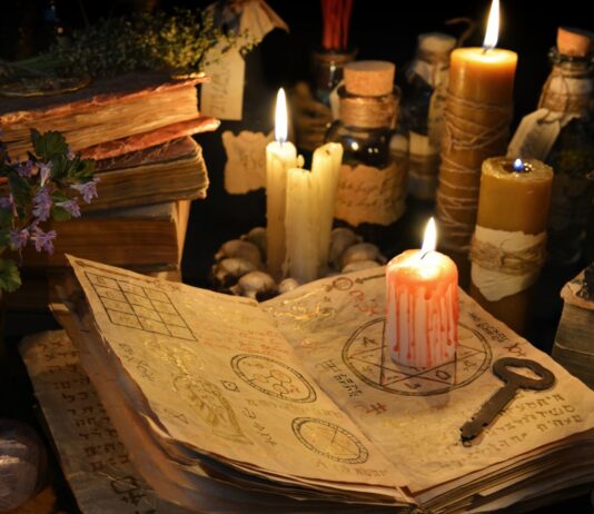 10 Libros de Brujas | Historias reales y de ciencia ficción sobre brujería Libros de Brujas