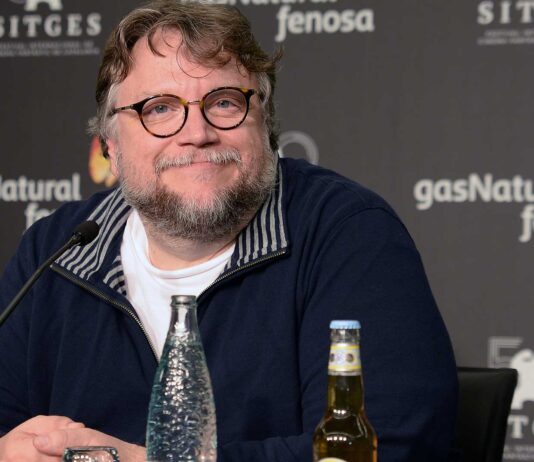 32 frases de Guillermo del Toro | El director de historias alucinantes frases de guillermo del toro
