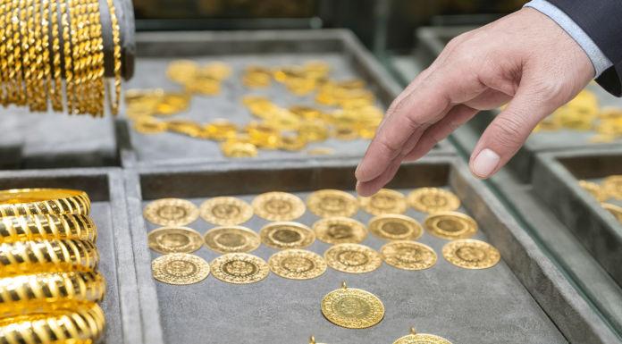 «No todo lo que brilla es oro» y otras frases para entender este elemento frases de oro