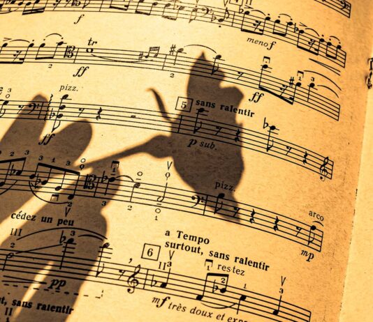 20 frases de canciones en inglés | Traducidas y listas para dedicar frases de canciones en ingles