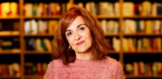 5 Libros de Elvira Lindo | Emoción, humanidad y reflexión libros de Elvira Lindo