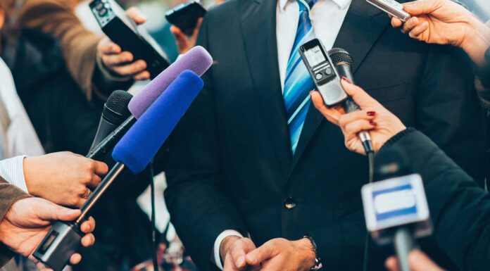 53 frases de política | ¡Liderazgo, gestión e impacto social! frases de politica