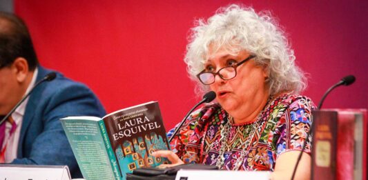 25 Frases de Laura Esquivel | Trascendencia y literatura frases de Laura Esquivel