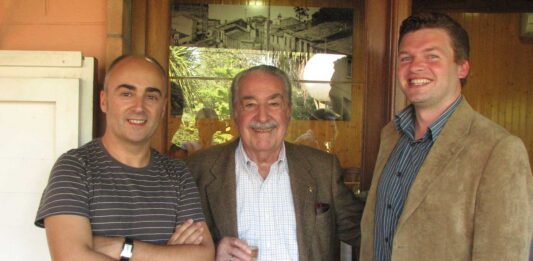 33 frases de Álvaro Mutis | El creador de Maqroll el Gaviero frases de alvaro mutis