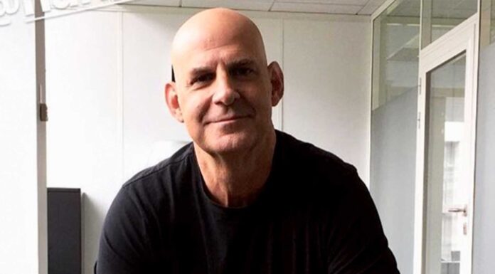 30 frases de Harlan Coben | Citas célebres de Coben frases de harlan coben