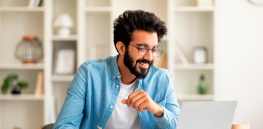 ¿Cómo la herramienta de reescritura de IA ayuda al poeta a escribir frases? frases para motivarte a escribir