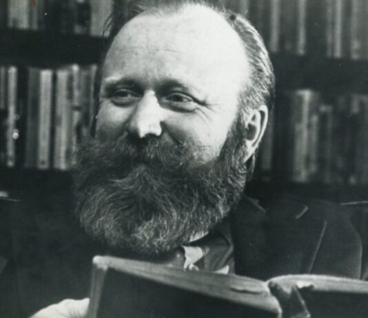 8 libros de Frank Herbert | Maestro de la ciencia ficción libros de Frank Herbert