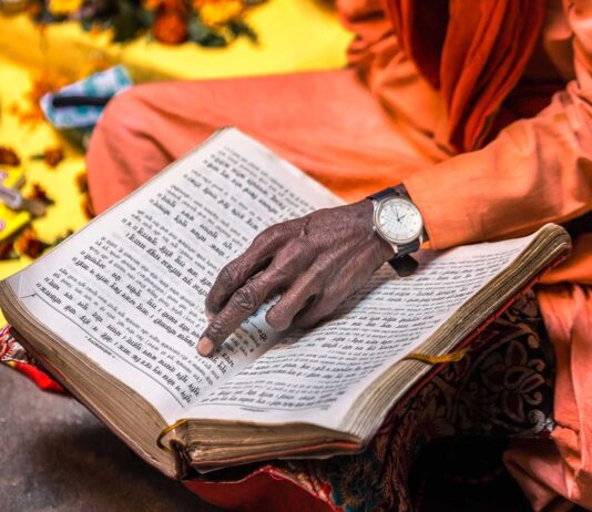 7 libros de la India | Obras de la literatura hindú libros de la india