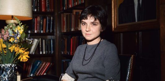 Poemas de Adrienne Rich | Poesía feminista norteamericana poemas de Adrienne Rich