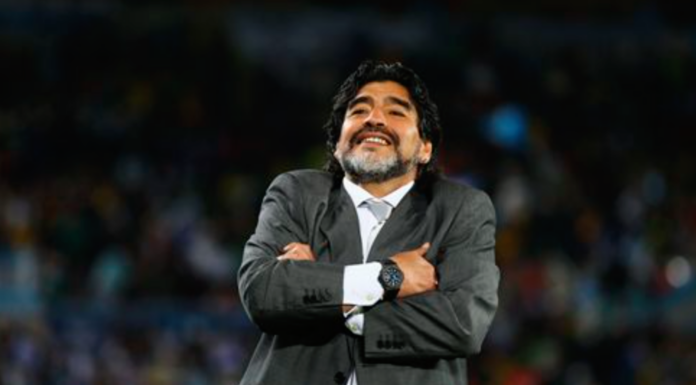 Las mejores biografías de deportistas Maradona en el Mundial 2010