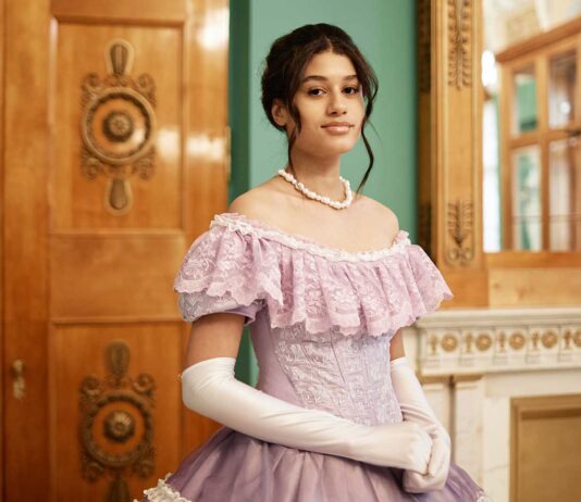 ¿Qué usarían Jane Austen o Virginia Woolf en la actualidad? Si te has hecho esa pregunta, ¡te tenemos la respuesta! que-vestidos-largos-y-trajes-de-bano-de-mujer-usarian-jane-austen-o-virginia-woolf-en-la-actualidad